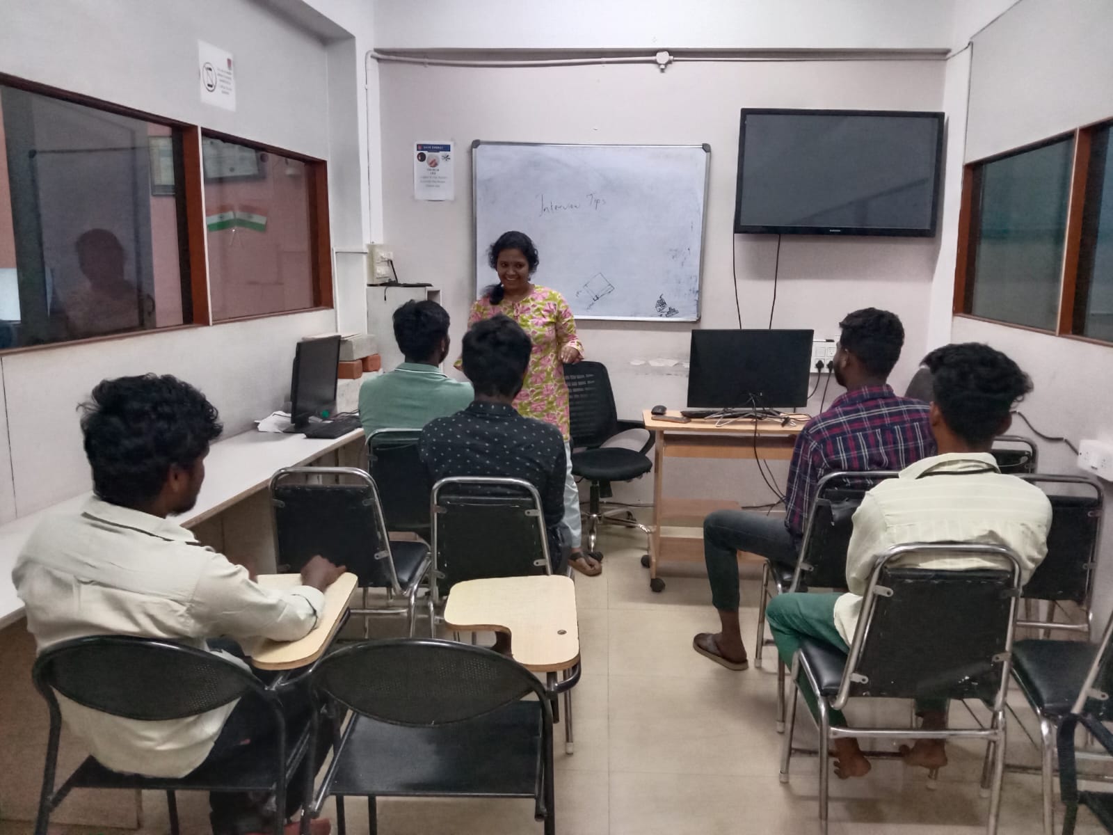 Placement & Mock Interviews Lucknow